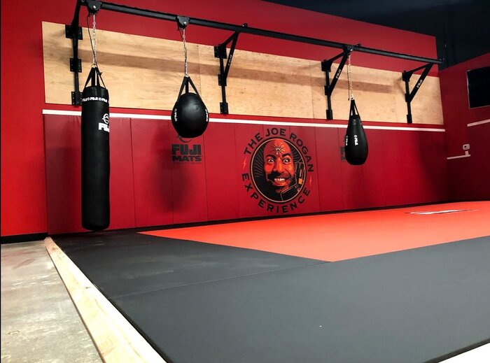 Fuji 6ft Pro Wall Pads in Red