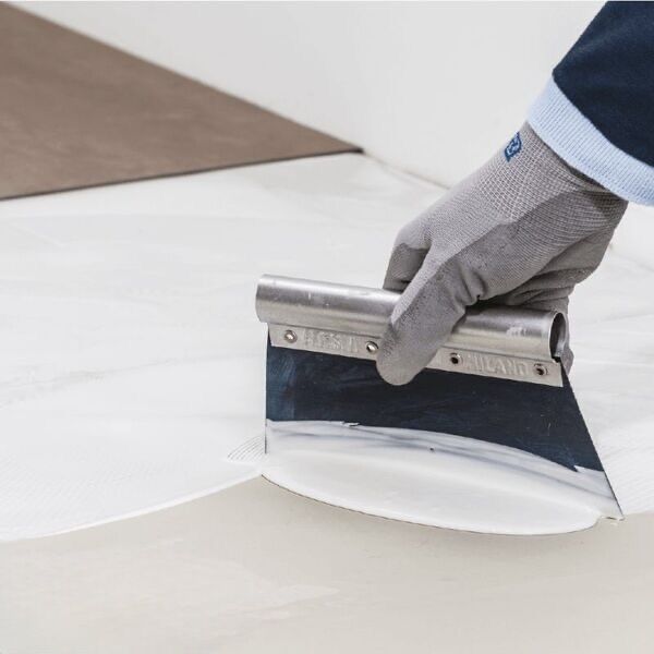 Mapei V2 Notch Trowel for vinyl adhesive